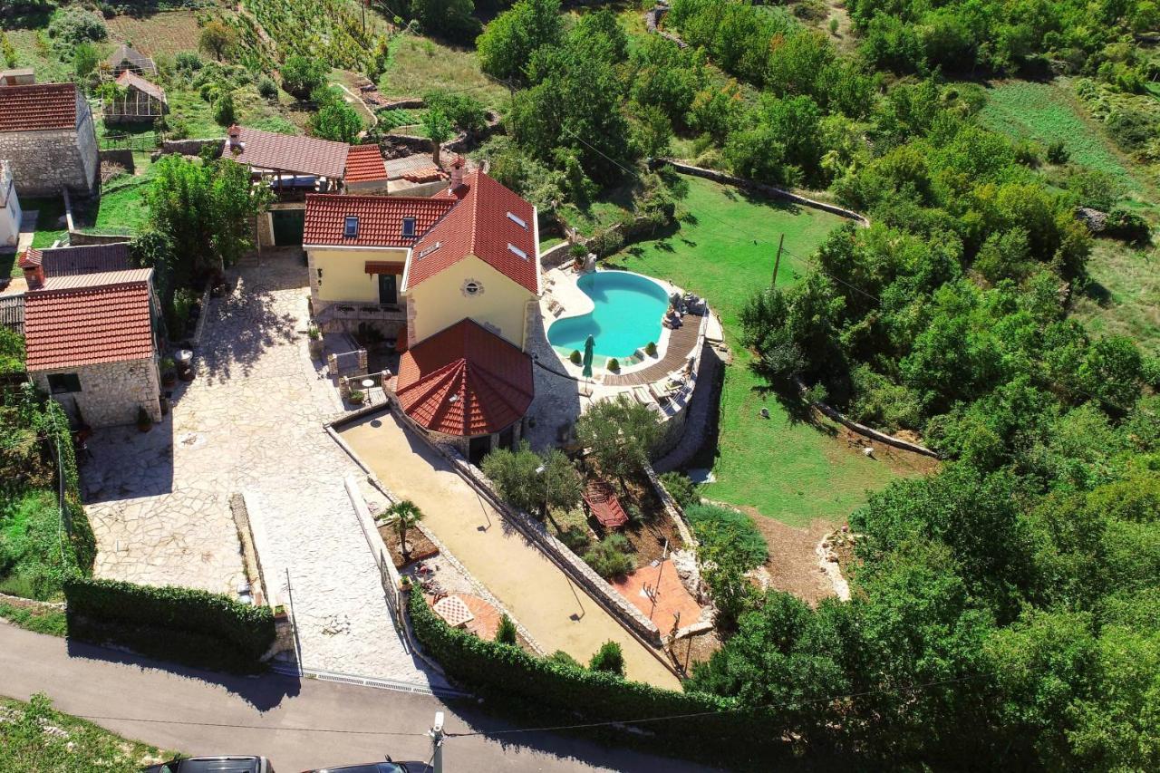 Holiday Home Casa Country Zadvarje Exterior photo